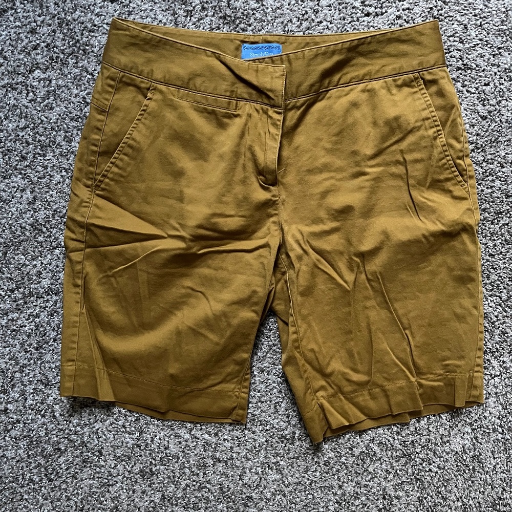 Simply Vera | Vera Wang tan Bermuda shorts